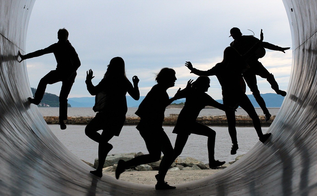 friendship-dance