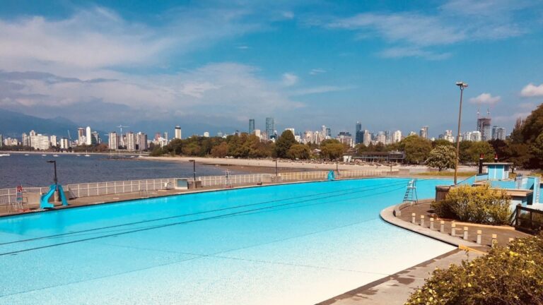 kitsilano pool